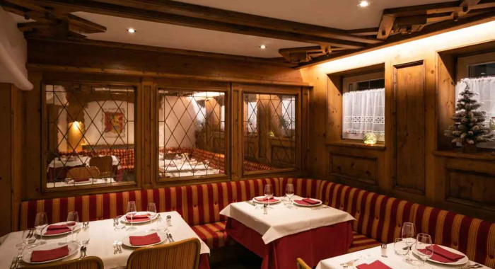 Hotel Medil (Campitello), Val di Fassa ski chalet, image 5